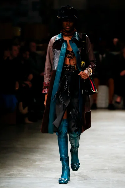 Look 6